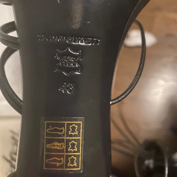 shoe - Picture 4 of 7